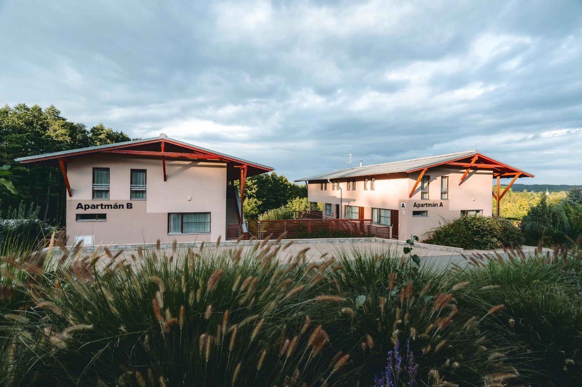 Apartman A5 Pro 3 Osoby - Moninec - Celorocne מראה חיצוני תמונה